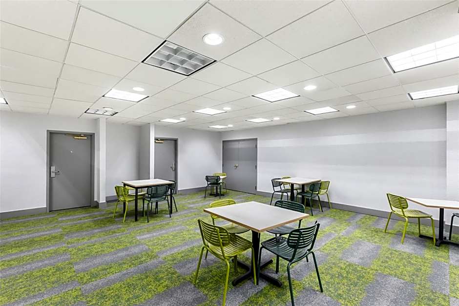 Spark by Hilton Rock Hill