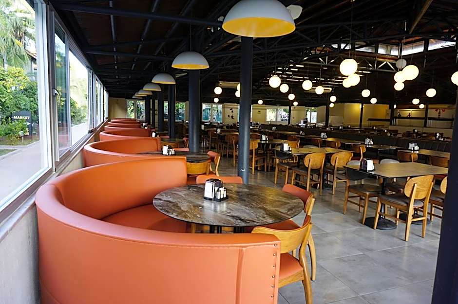 Sunlight Garden Hotel