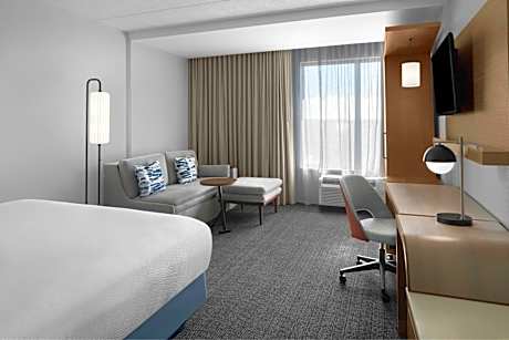 King Room with Sofa Bed - Hearing Accessible