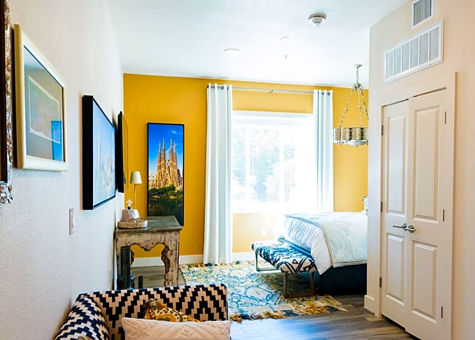 The Bishop Arts Hotel by Qresorts