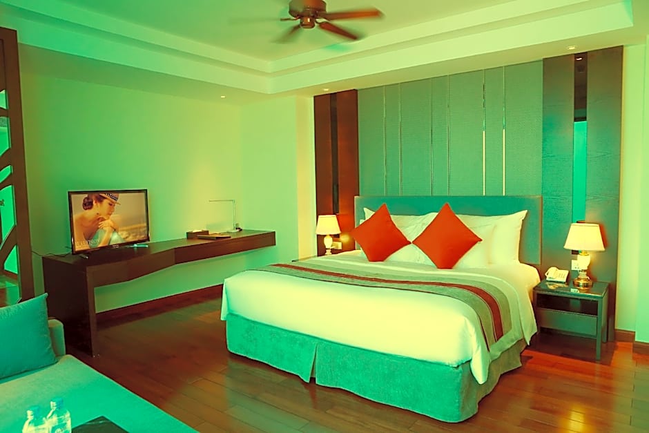 Summer Hotel