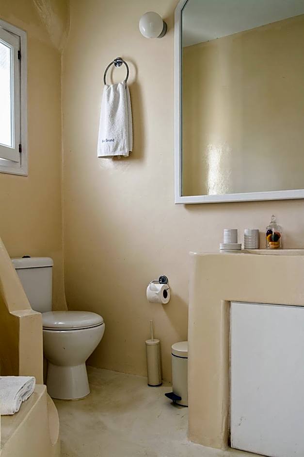 Sea Sound White Katikies