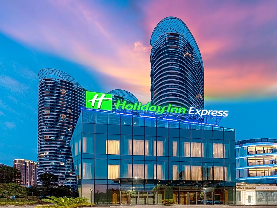 Holiday Inn Express Yichang Riverside By IHG