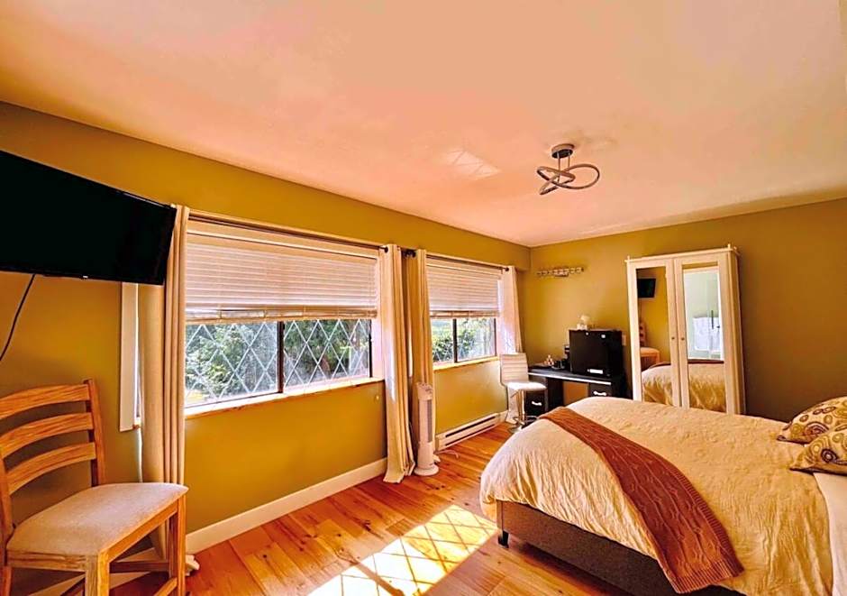 Oceanside Manor - Golf Course View