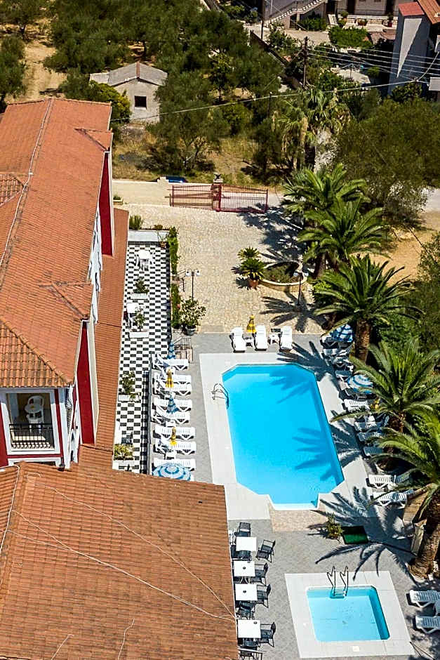 Rose Club Apartments