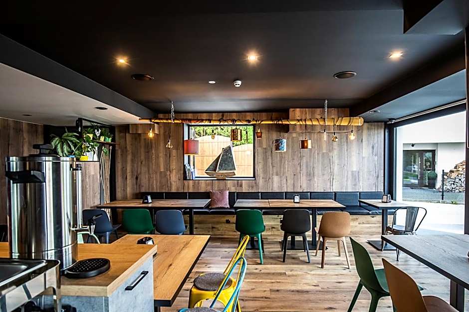 OTTON-Charzykowy Bed&Restaurant