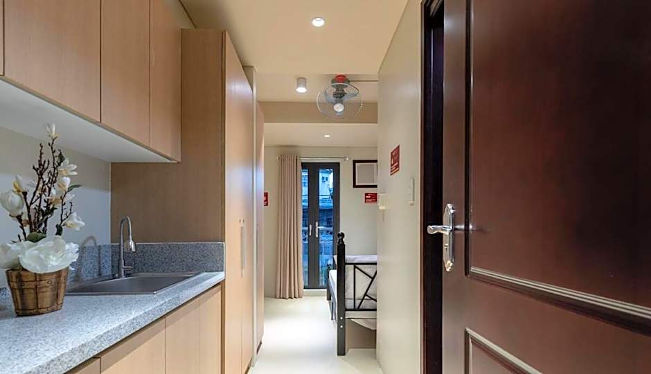 ZEN Rooms Marvelle Studios BGC – Makati, NY