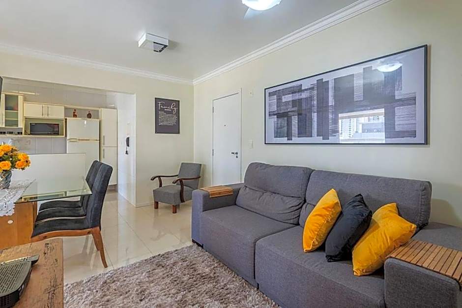 MRBQ022- Ap ao lado da Praia e Roda Gigante 2Q+2WC