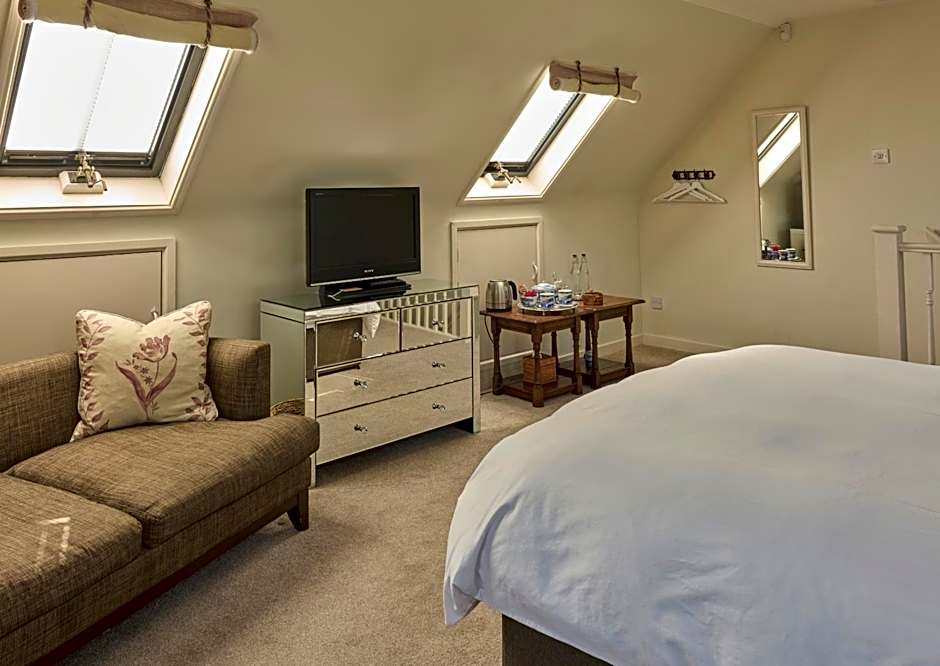 The Old School, Idbury, OX7 6RU