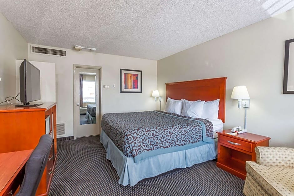 Days Inn by Wyndham Charlottesville/University Area