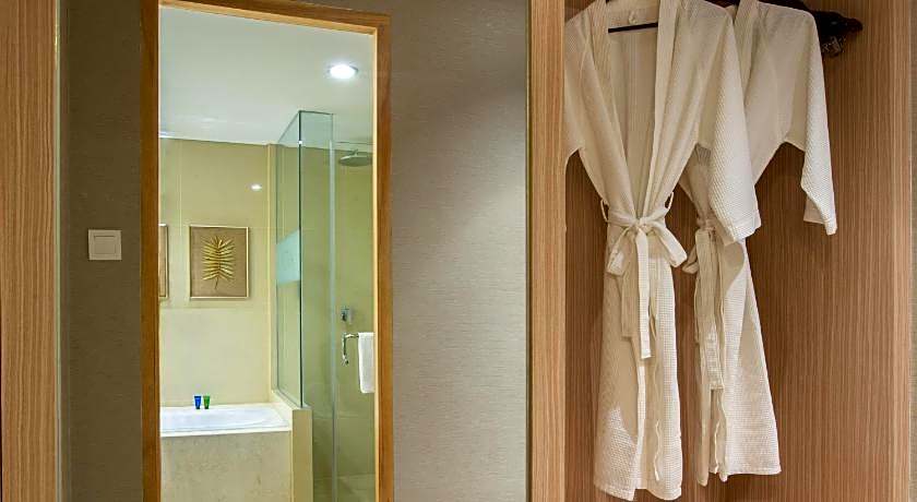Aston Gresik Hotel & Conference Center
