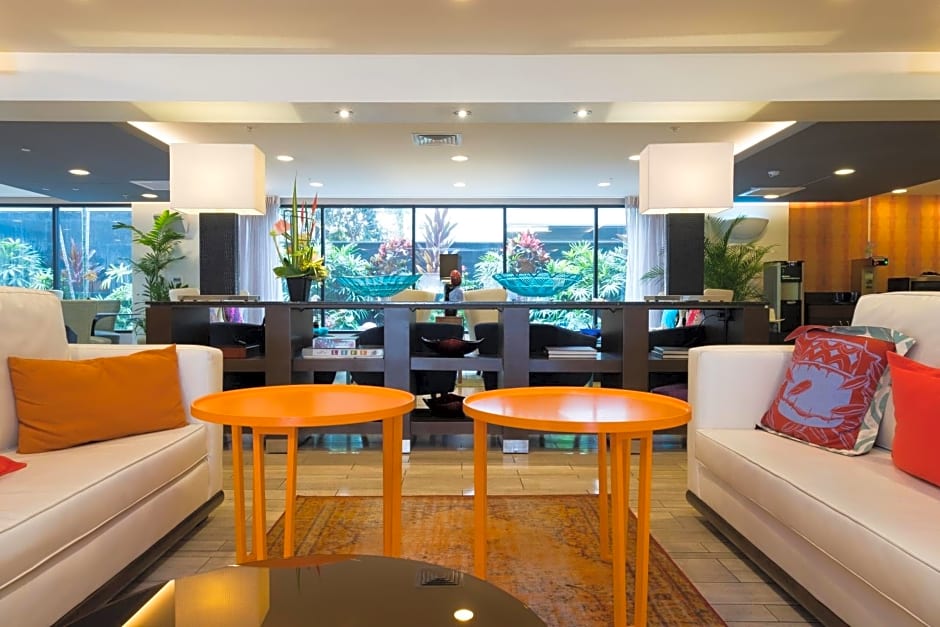 VIVE Hotel Waikiki