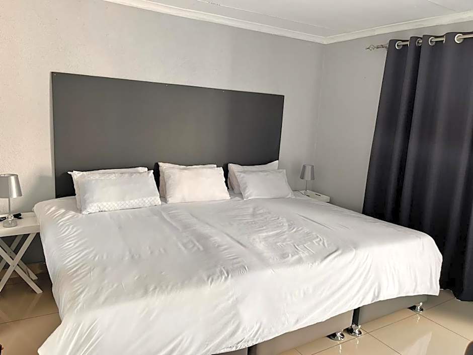 Tony Hill Manor House