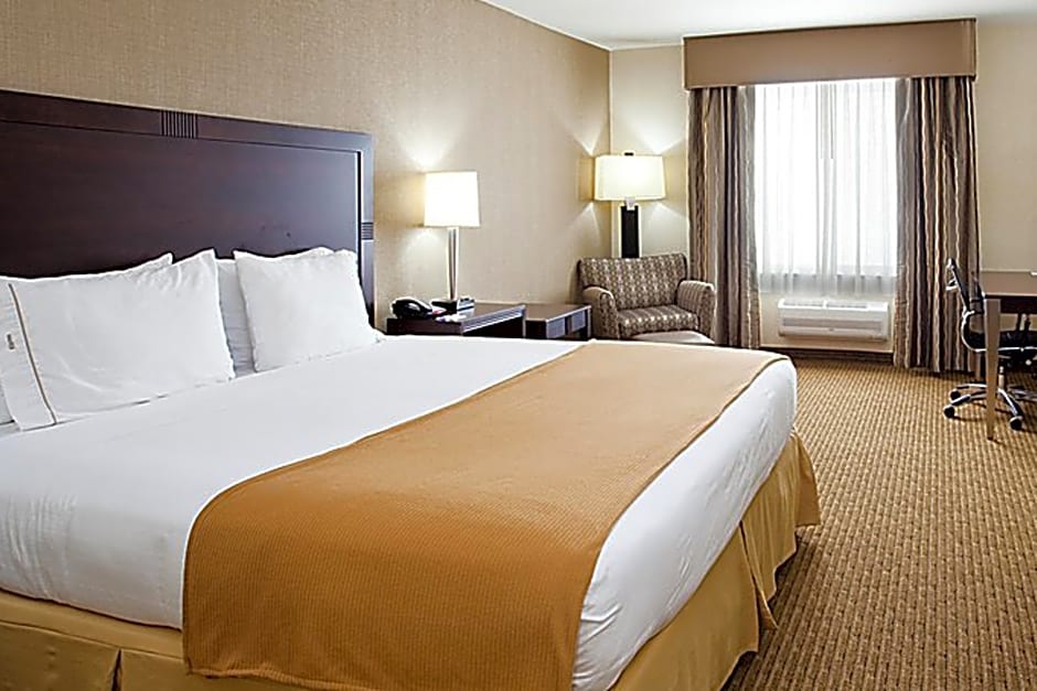 Norwood Inn & Suites Eagan