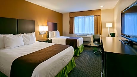 2 Queen Beds