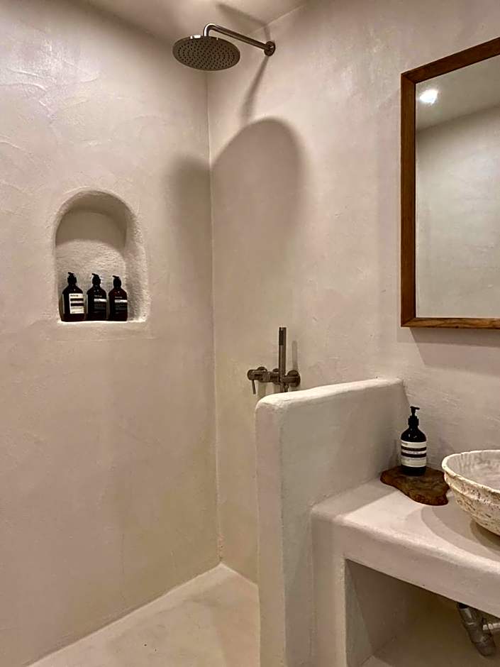 HoHo House Songjeong