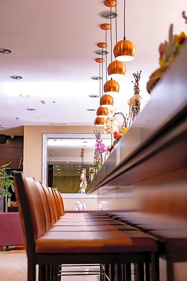 Lion'S Garden Hotel