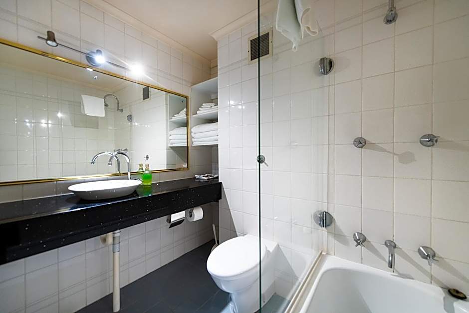 Golden Age Motor Inn