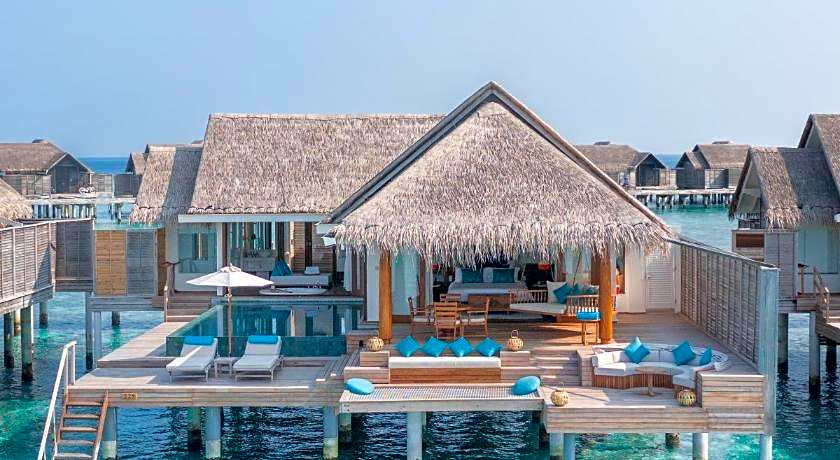 Anantara Kihavah Villas Resort