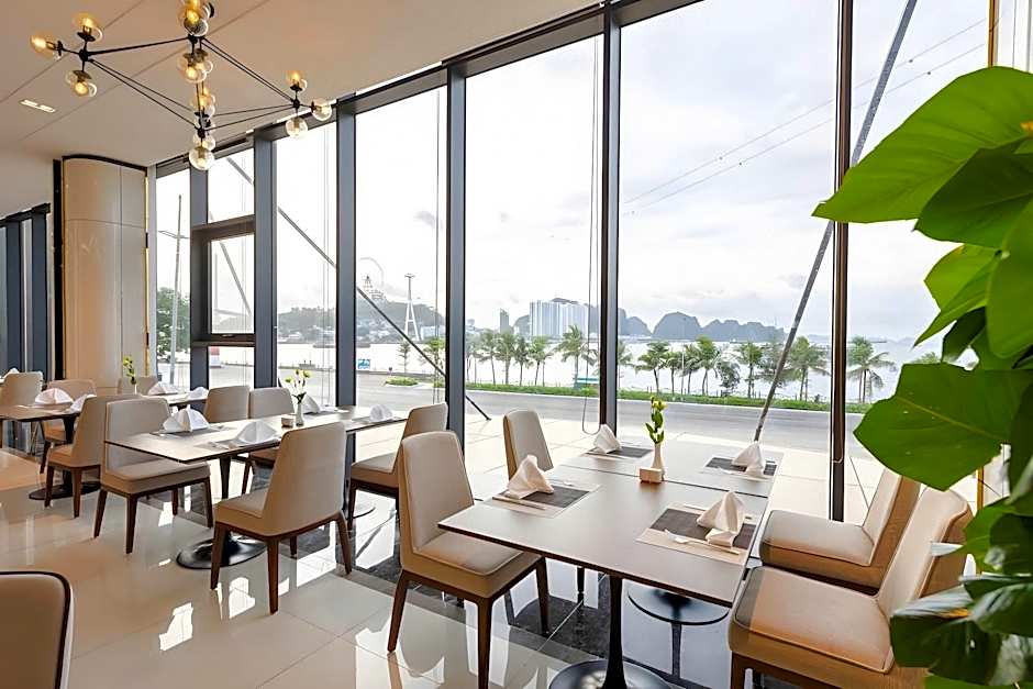 Muong Thanh Grand Ha Long Hotel