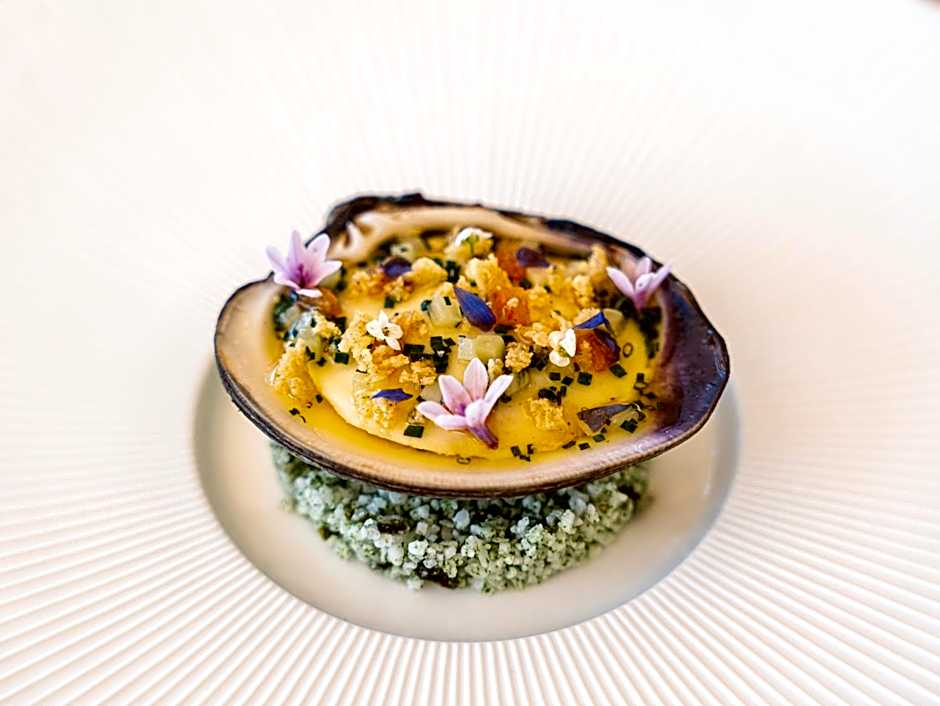 Tiara Miramar Beach Hotel & Spa