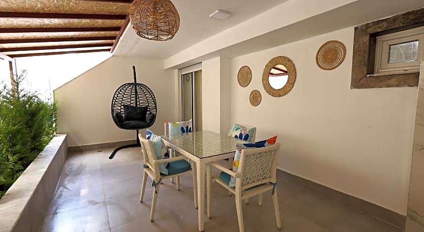 Livia Luxury Apart Hotel 