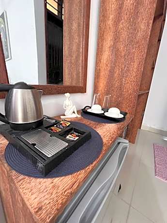 Deluxe King Room with Garden View