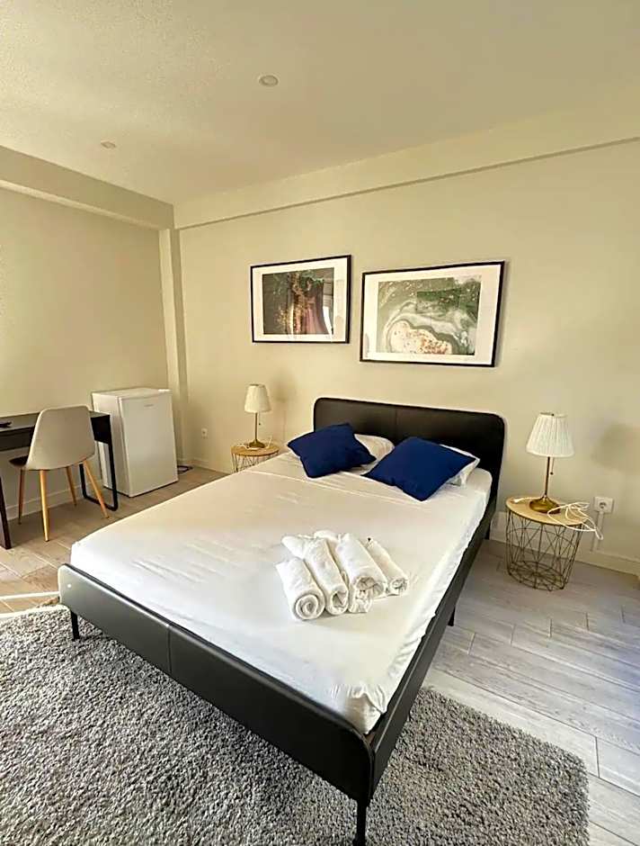 Foto 1 daripada 5 — 1 Double Bed or 2 Beds