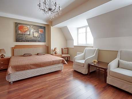 Small Double Room