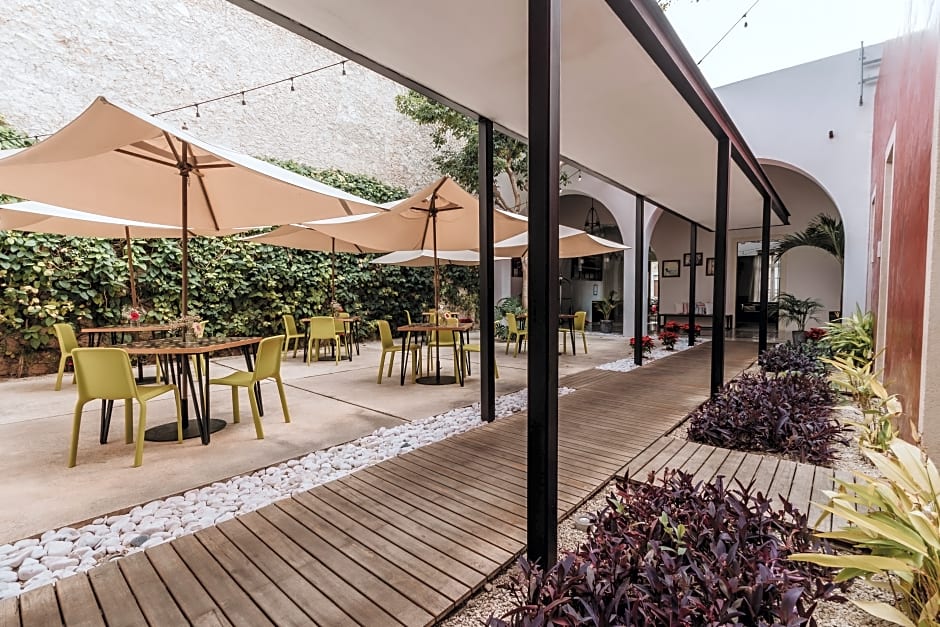 Casona 61 by GuruHotel