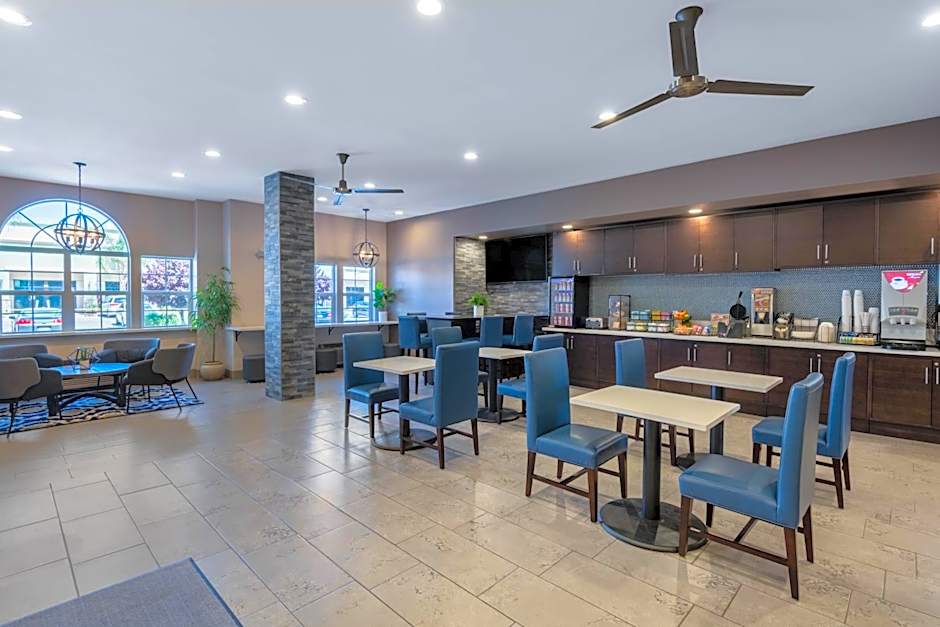 Microtel Inn & Suites By Wyndham Tracy