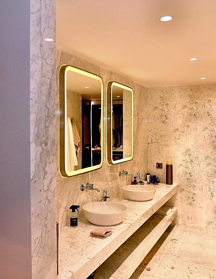 Mare Deluxe Residences  & Villas
