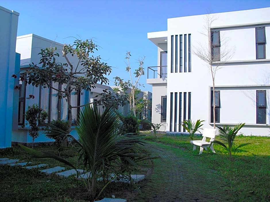 Van Nguyen Minihouse