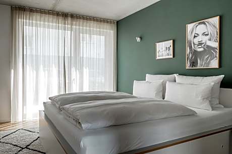 Apartment with Balcony