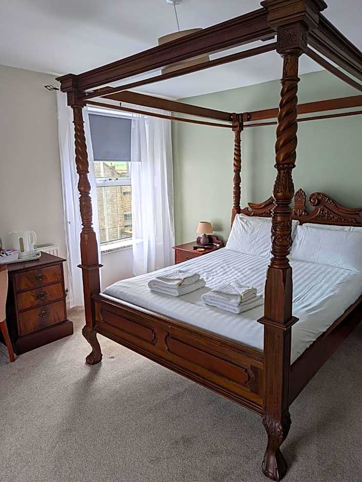 Photo 1 of 5 of 1 King Bed