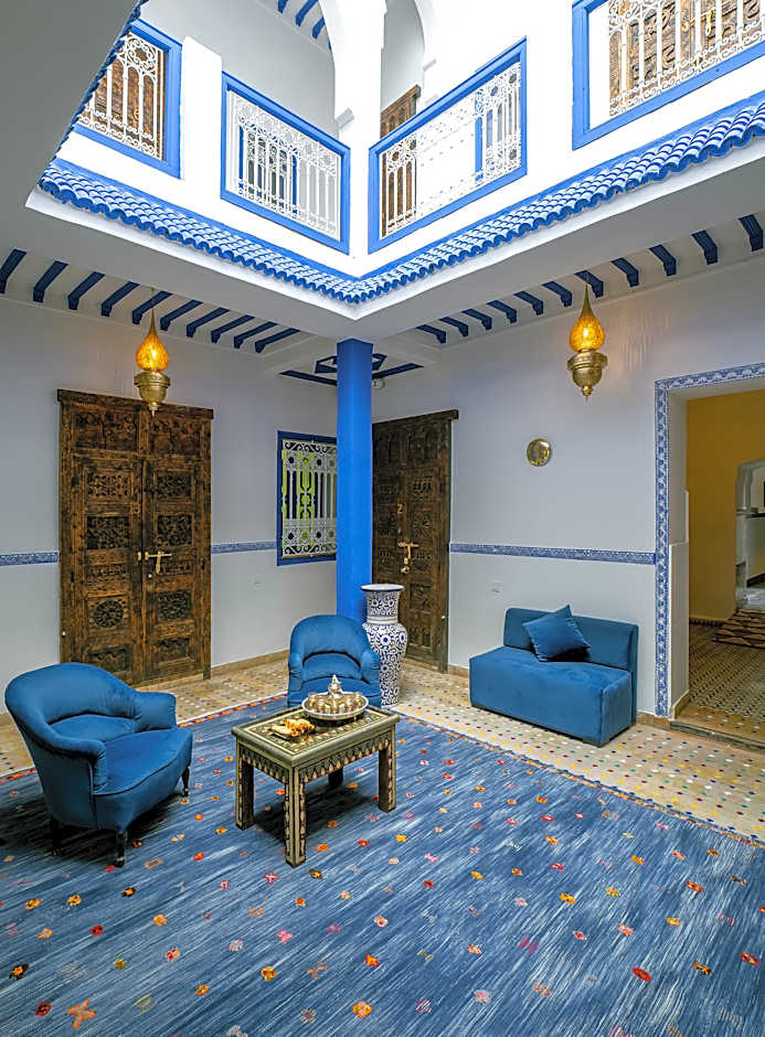 Riad Blue Eyes