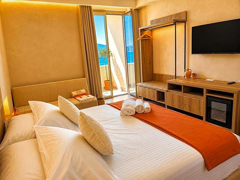 Beach Hotel Terracotta