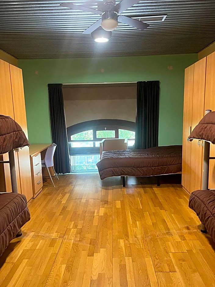 Albergue & Cafetería Vía de la Plata Hervás