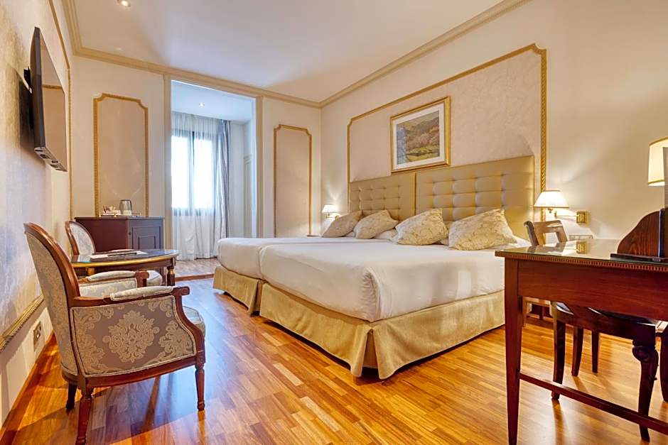 Hotel Roger De Lluria