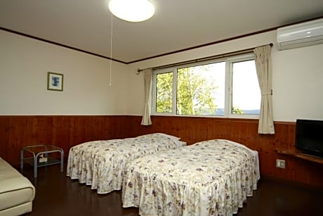 Twin Room with Shared Bathroom and Toilet- Non-Smoking