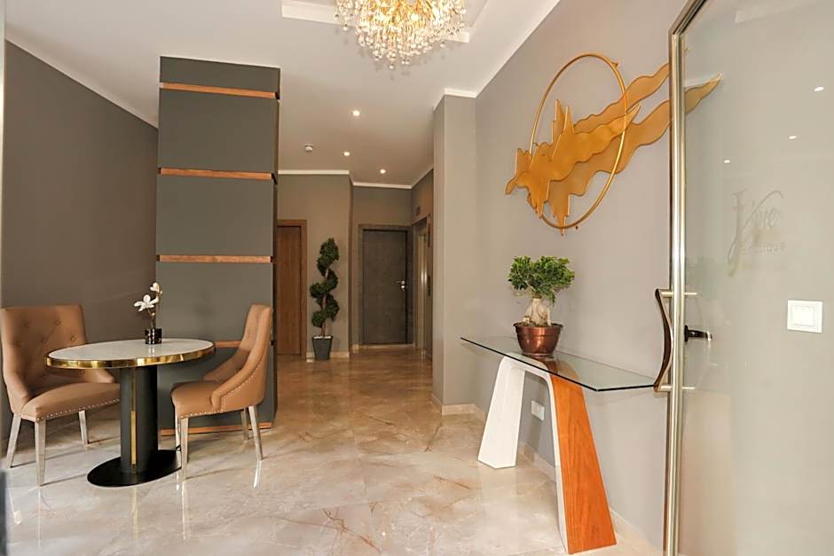 J'Me Boutique Hotel - Adults only