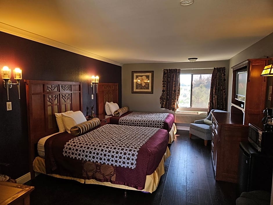Fullerton Inn