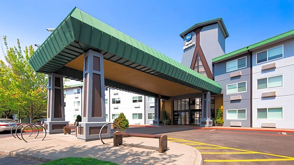 Best Western Inn at the Meadows