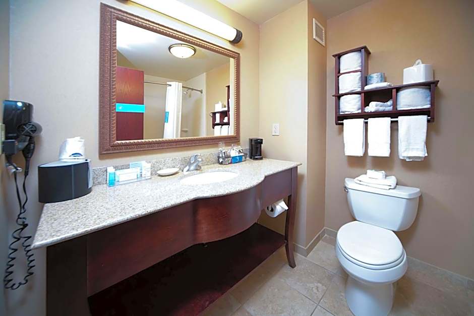 Hampton Inn By Hilton Suites Greensburg