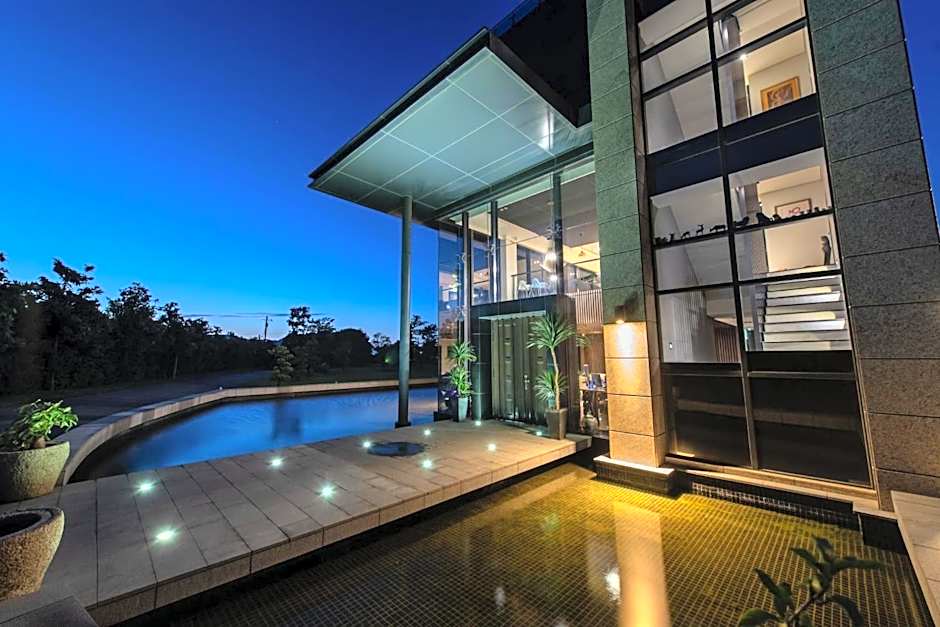 Tan Villa