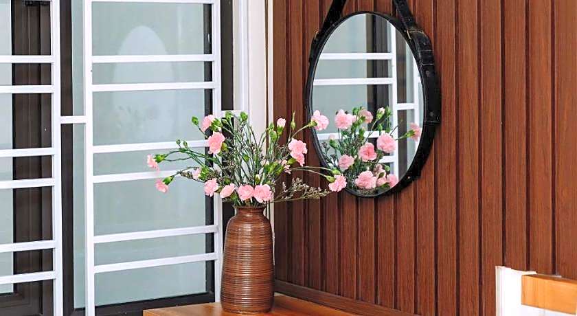 Rose Nhung Hotel CatBa