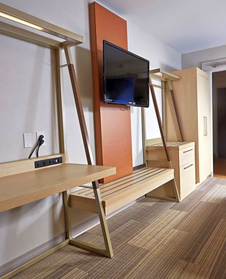 Holiday Inn Express Hotel & Suites Athens, an IHG Hotel