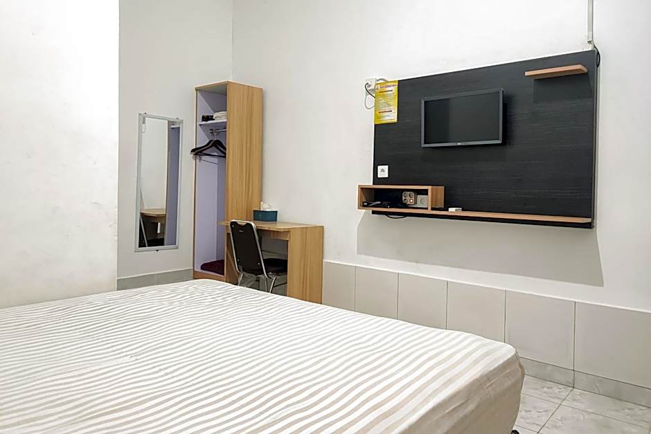 RedDoorz Syariah at Naufal Residence Sarolangun