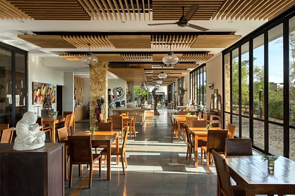 Paragon Hotel Seminyak