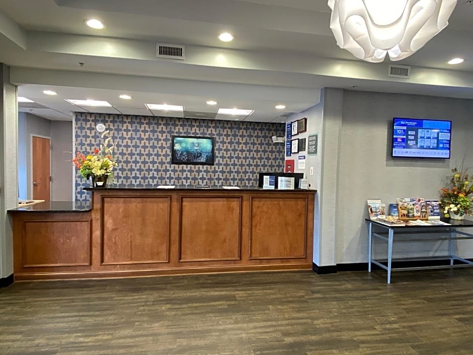 Best Western Smithfield Inn